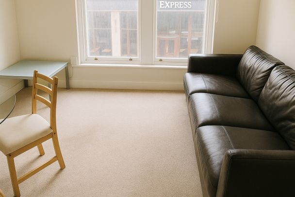 3 Bed Flat, Regent Street, BS8 - Photo 1