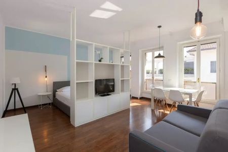 Via Carlo Poma, Milan, Lombardy 20129 - Photo 2