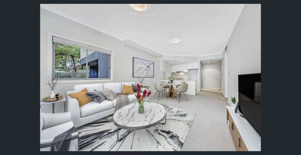 Spacious 1 Bedroom - Photo 1