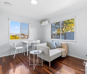 Newly Renovated Furnished Studio Apartment Includes Power & NBN - Photo 1