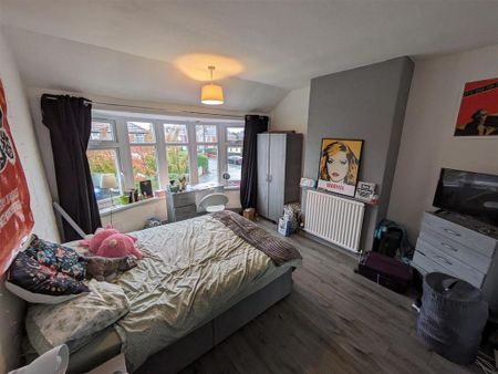 3 bedroom private hall to rent - Photo 4