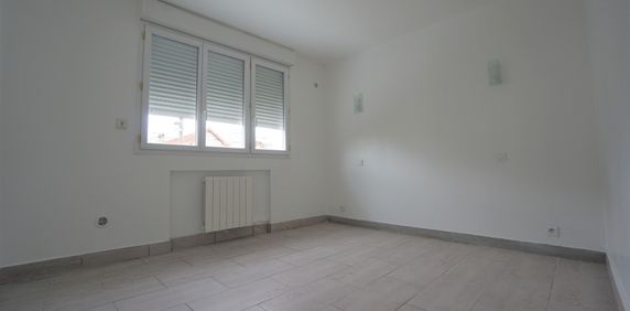 T2 - LIVRY GARGAN - - Photo 2