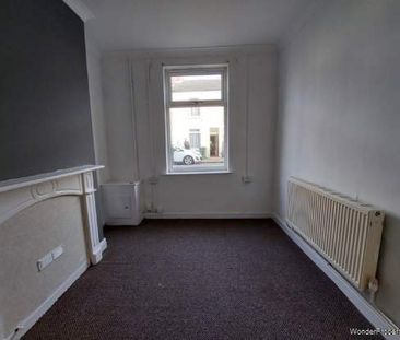 3 bedroom property to rent in Grimsby - Photo 3