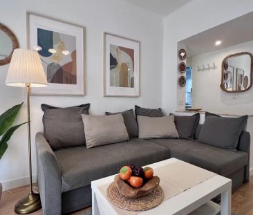 4-bedroom apartment for rent in Capuchinos, bills included - Photo 2