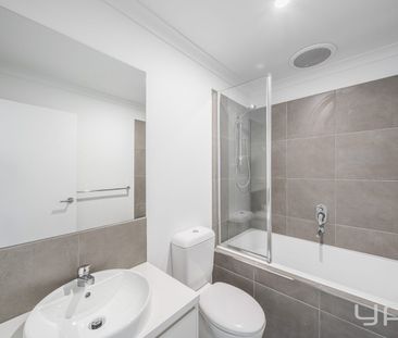 Brand New Living! - Photo 5