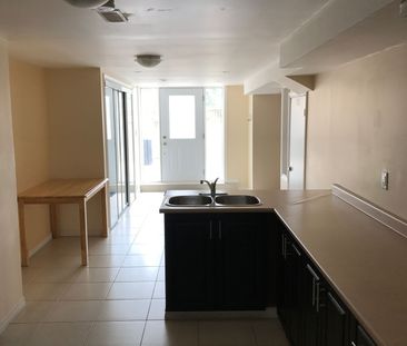 For Lease - 354 ceremonial Drive, Mississauga, Ontario - Photo 2