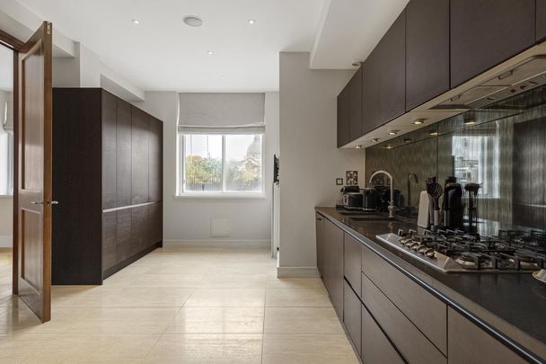 3 bedroom apartment to rent - Photo 1