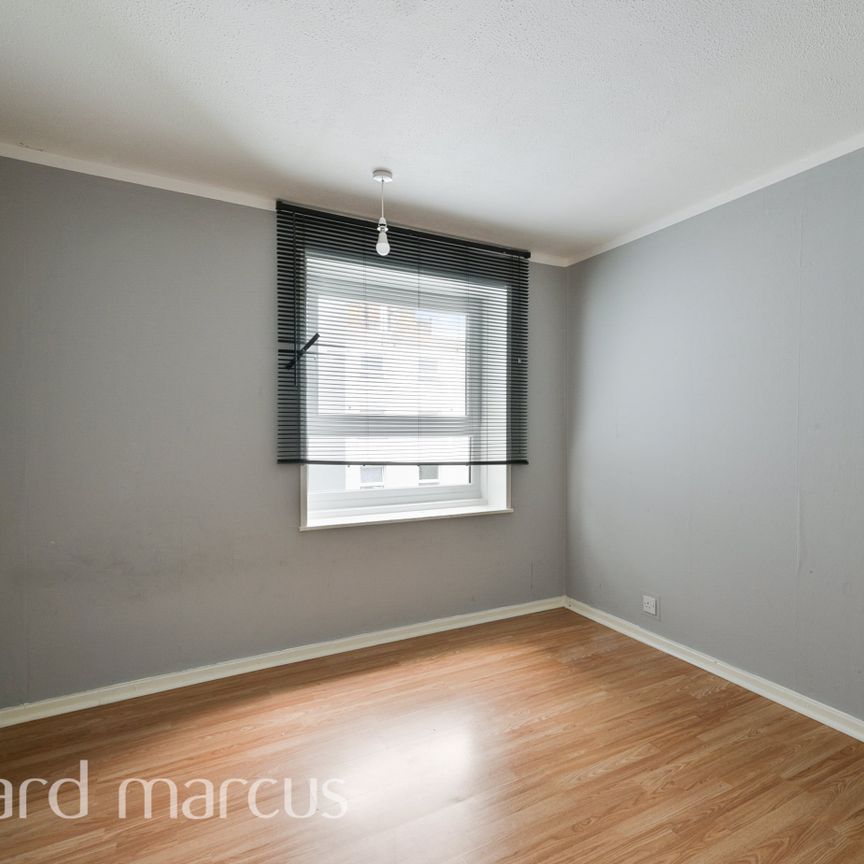 Edgar Road, Hounslow, Whitton - Photo 1