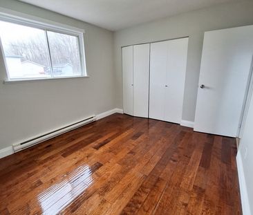Elmwood Place Apartments - PARKING SPACE & WATER INCLUDED - Photo 4