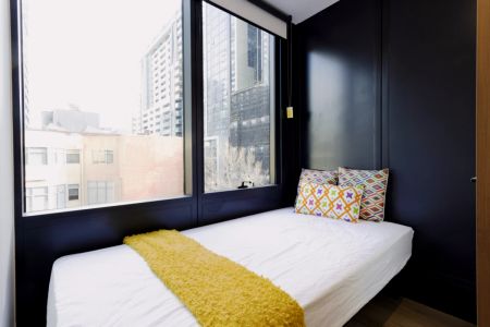 Private Studio Bronze - Photo 3