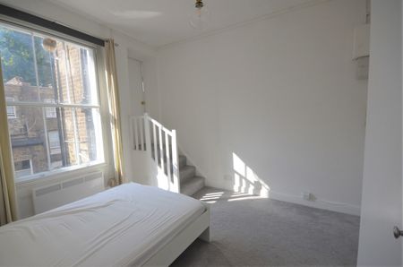 Studio Flat, Queensborough Terrace, W2 - Photo 2