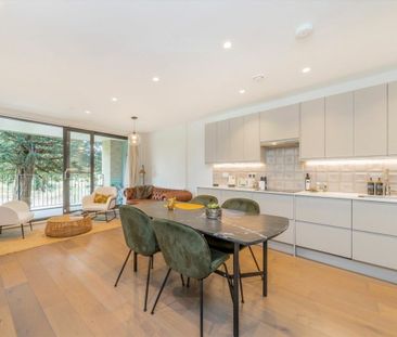 Kilburn High Road - Photo 2