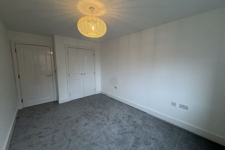 Coxhill Way, AYLESBURY - Photo 3