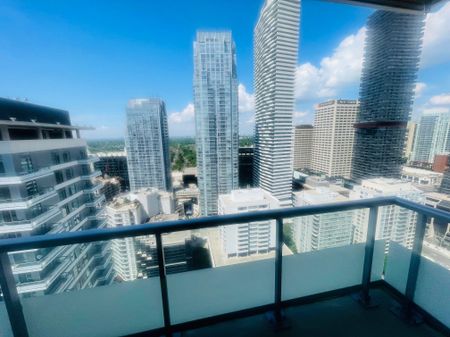 For Lease - 50 Dunfield Avenue Unit# 3014, Toronto, Ontario - Photo 3