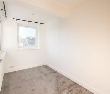 3 bedroom House To Let - Photo 6