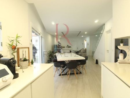 3 room luxury House for rent in Seixal, Portugal - Photo 5