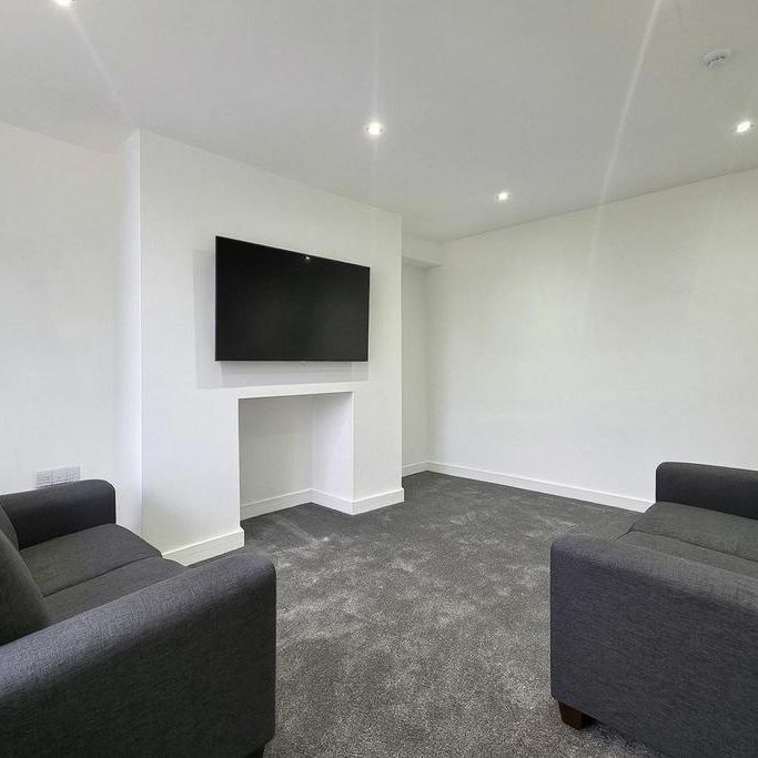 1 bedroom in a house share to rent - Photo 1