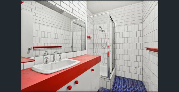 Convenience & Low Maintenance Living - Photo 1