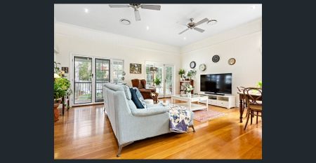 Elegant Heritage Queenslander with Pool, Deck & Modern Luxury - Photo 3