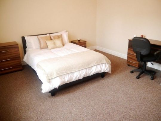 5 Bed - **bills Included** Agricola Road, Fenham - Photo 1