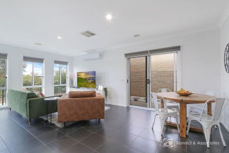 3 Gascoyne Lane, West Wodonga - Photo 2