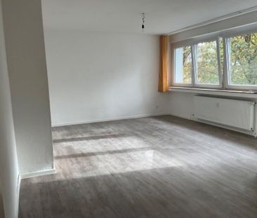 97019/164 Naturnahes Wohnen: Geräumige 3-Zi.Wohnung in Erkrath such... - Photo 1