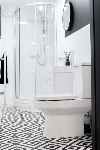 6 bedroom semi-detached house to rent - Photo 4