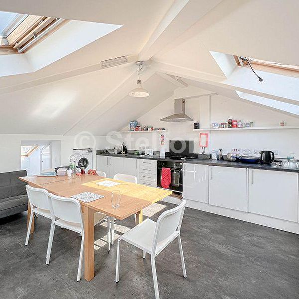 House share to rent - Photo 1