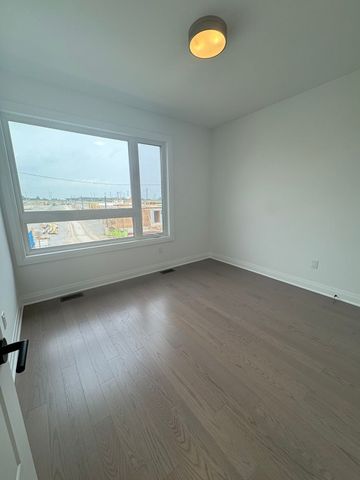 For Lease - 12 Sweet Pear Street, Markham, Ontario - Photo 3