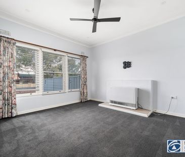 Three Bedroom Family Home - Photo 1