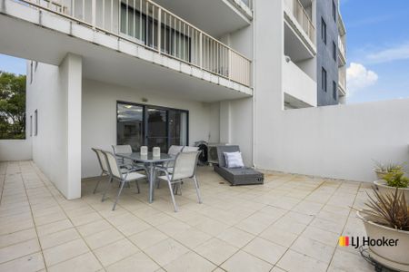 Modern 2-Bedroom Apartment in Belconnen - Photo 4