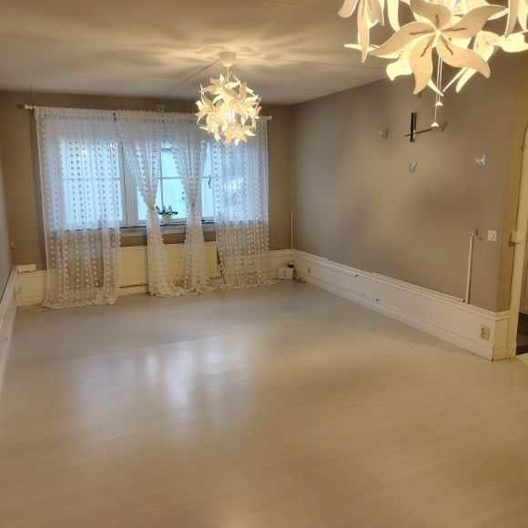 Åkers Styckebruk - 4rok - tillsv - 10.925kr/mån - Photo 1