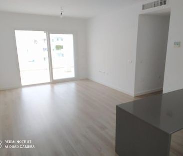 Alquiler de piso en Calle Quevedo - Photo 1