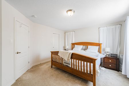 For Lease - 6 Darvoy Mews, Orleans - Convent Glen and Area, Ontario - Photo 4