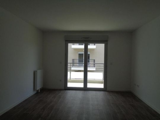 Location Appartement 2 pièces 39m² POITIERS 86000 - Photo 1