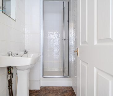 5 bedroom terraced house to rent - Photo 3