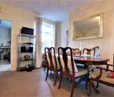 2 BEDROOM House - Terraced - Photo 6