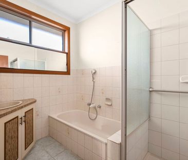 Spacious & Solid, Ideal Family Home - Photo 3