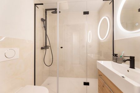Neu renoviert an bester Lage - Foto 5