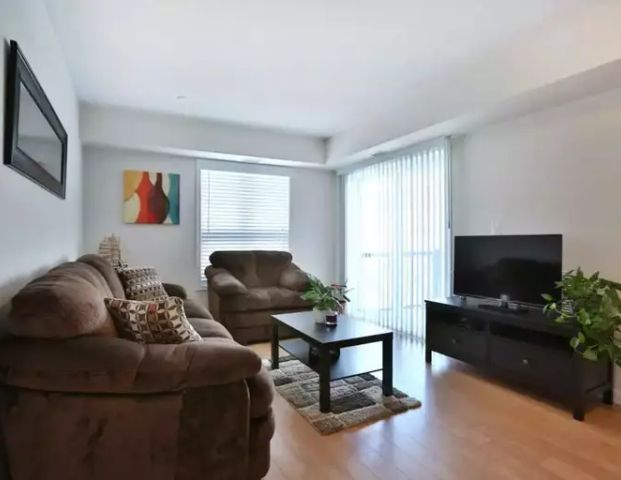 Hawthorne Village Low Rise Condo! | 1005 Nadalin Heights, Milton - Photo 1