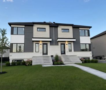À louer / Maison à étages - Photo 1