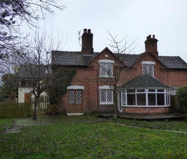 4 bedroom detached house to rent - Photo 3