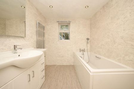 1 bedroom terraced house to rent - Photo 4