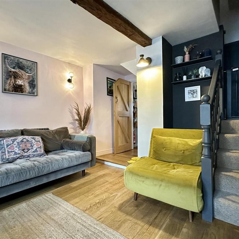 2 bedroom cottage to rent - Photo 1