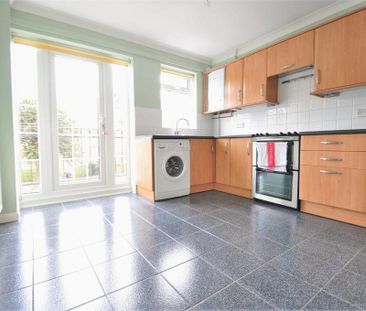 2 bedroom maisonette to rent - Photo 6