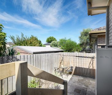 Spacious 2 bedroom unit - Photo 1