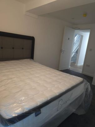 1 bedroom in a house share to rent - Photo 1