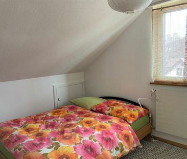 Cozy 3.5-room attic apartment in the heart of Hauptwil - Photo 4