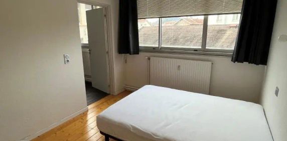 Appartement à louer 2 pièces 45.7m² - Photo 2