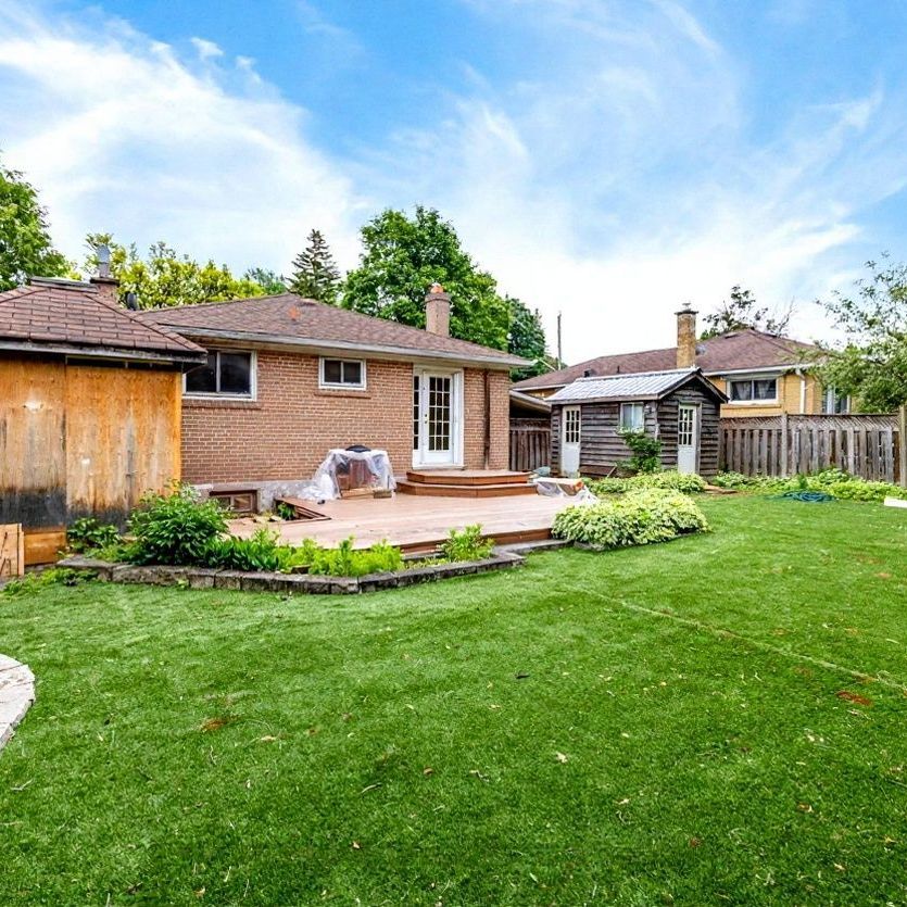 For Lease - 10 Holman Crescent Unit# Lower, Aurora, Ontario - Photo 1